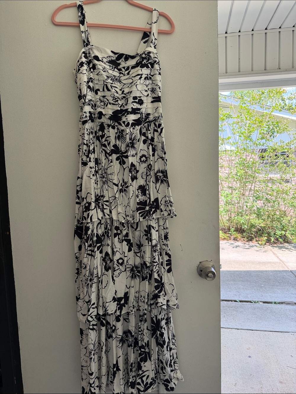 Abercrombie & Fitch Black and White Emerson Floral Maxi Dress